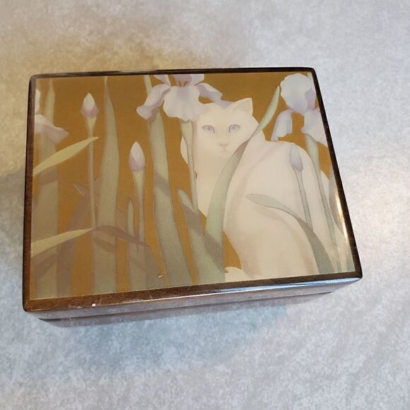 Vintage Reuge Music Box Swiss Musical Movement Waltz of Flowers - Picture 1 of 9